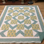 Around The Block Pattern Rose Vine Panto Queen Size Quilt Queen