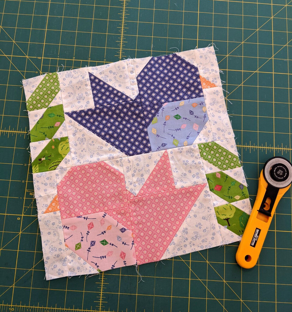 Birdhouse Alternate Pattern 99designs 56eab45c9d693 Bird Quilt 