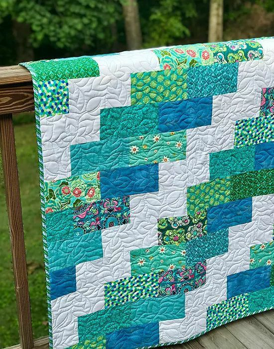 Pin By Cindy Rinderknecht On 2 5 4 Strip Patterns In 2020 Beginner 