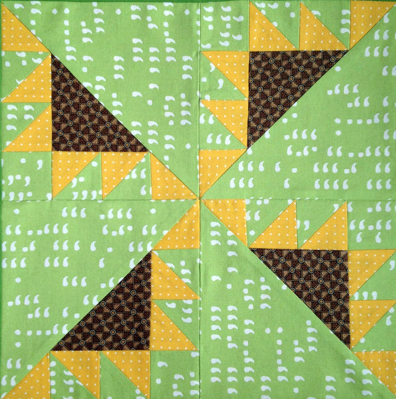 Starwood Quilter Sunflower Quilt Blocks Galore And Happy Birthday